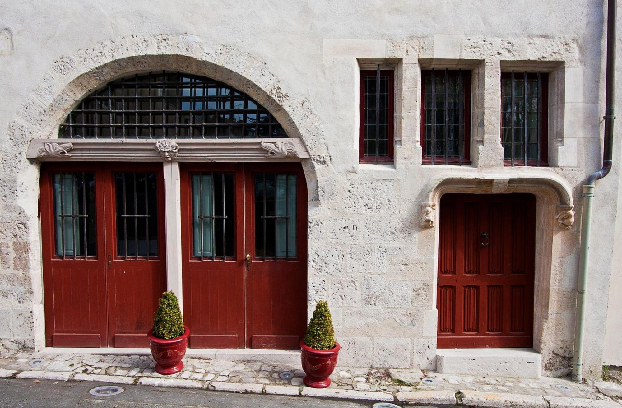 Bed and Breakfast Les Trois Maillets, Monument Historique Orléans Exterior foto